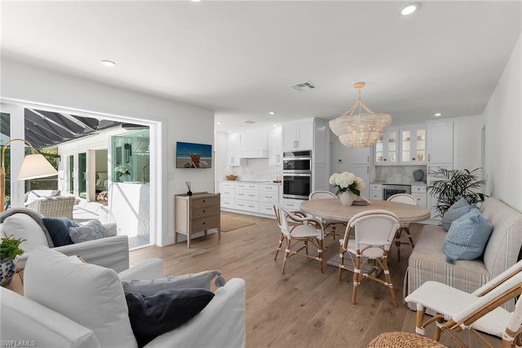 MARCO BEACH - Residential