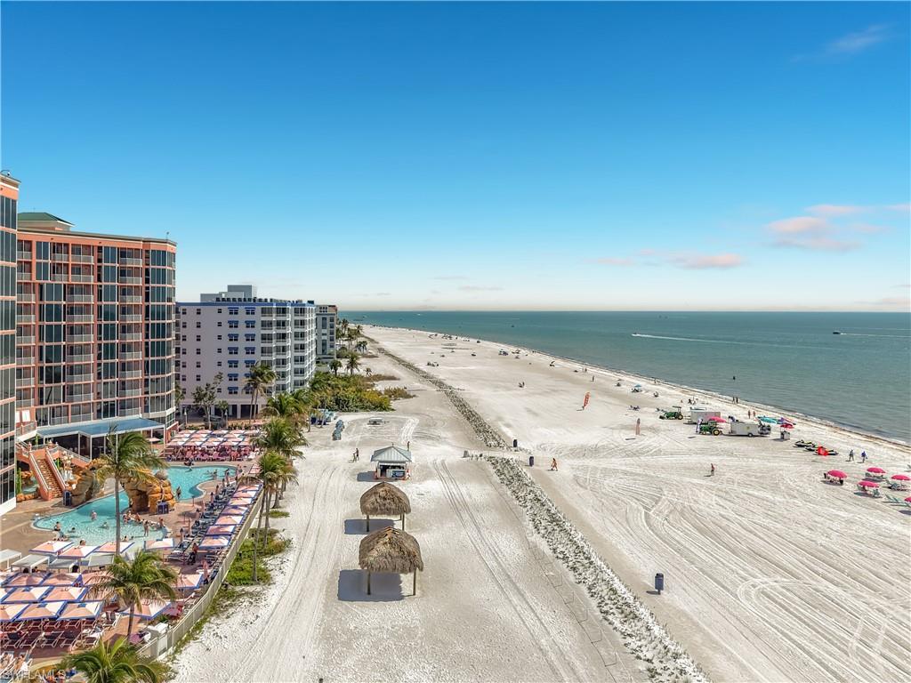 WHITE SAND VILLAS - Residential