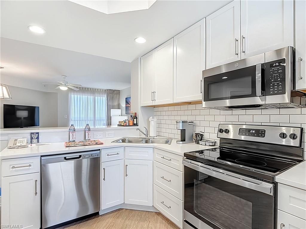 WHITE SAND VILLAS - Residential