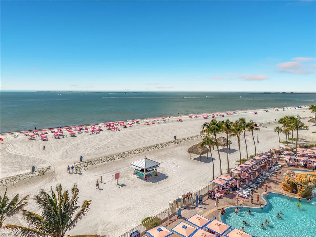 WHITE SAND VILLAS - Residential