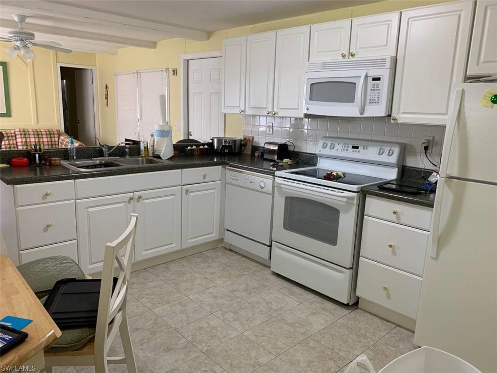 HITCHING POST MOBILE HOME PARK - Residential