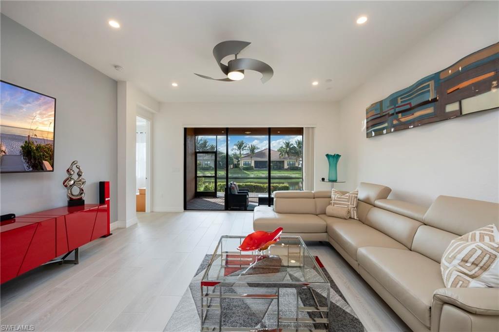 MARBELLA ISLES - Residential