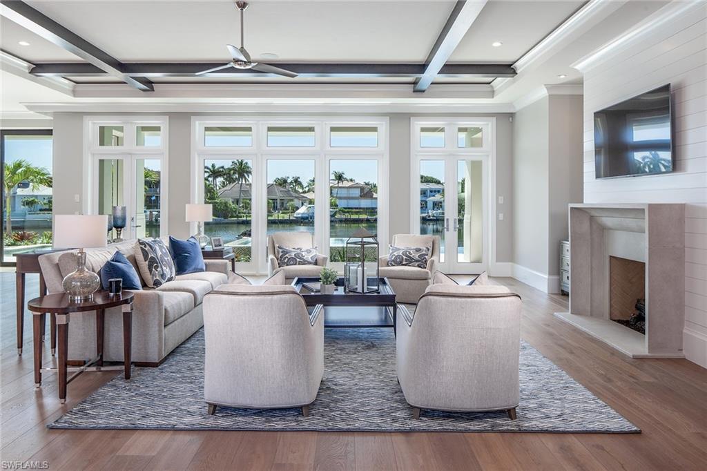 PARK SHORE - Residential