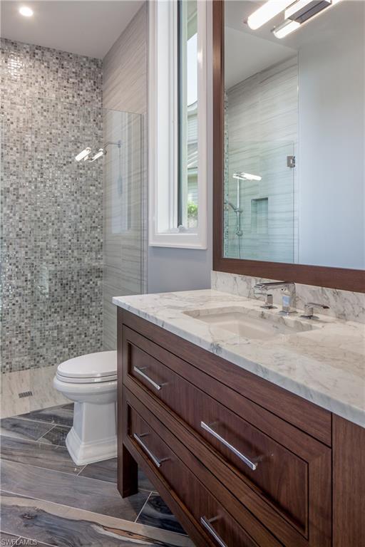 PARK SHORE - Residential