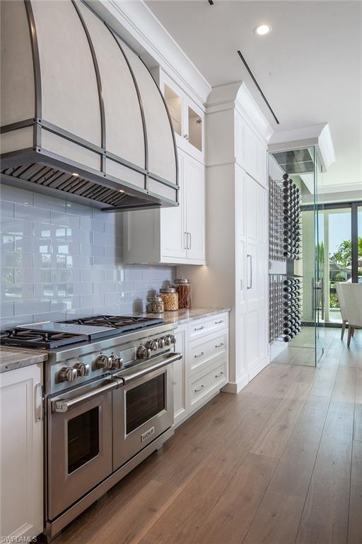 PARK SHORE - Residential