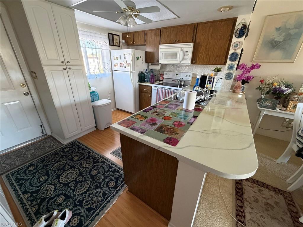 PINEWOOD SOUTH - Residential