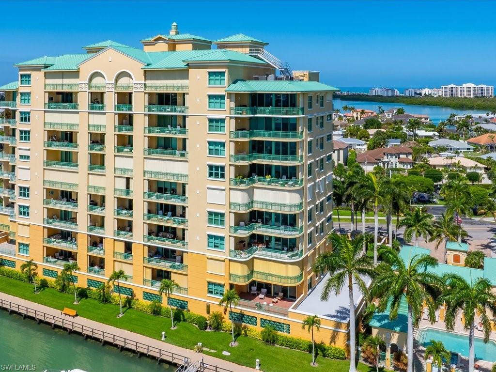 PIER 81 CONDOMINIUM - Residential