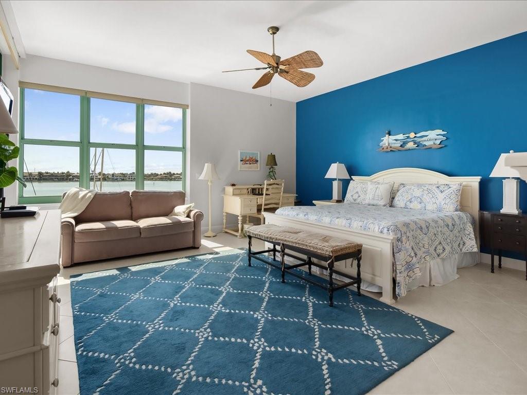 PIER 81 CONDOMINIUM - Residential