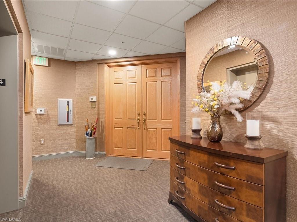 PIER 81 CONDOMINIUM - Residential