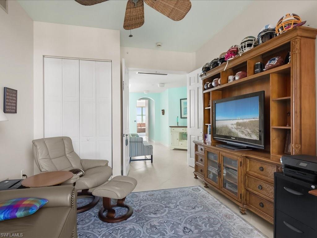 PIER 81 CONDOMINIUM - Residential