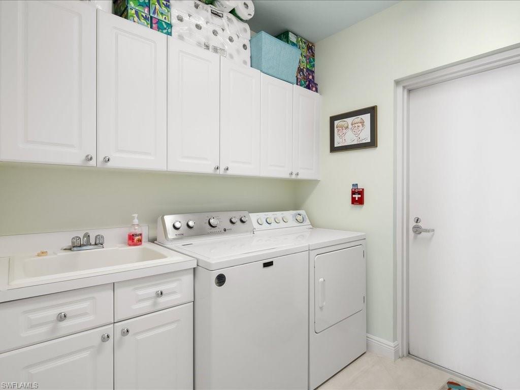 PIER 81 CONDOMINIUM - Residential