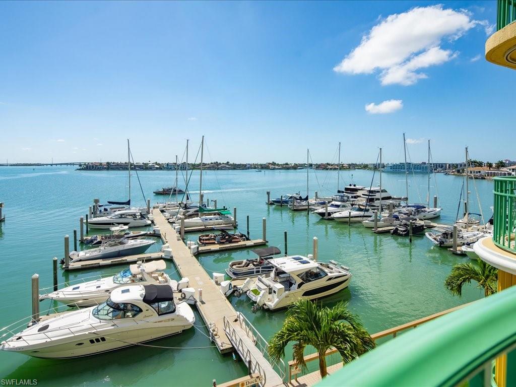 PIER 81 CONDOMINIUM - Residential