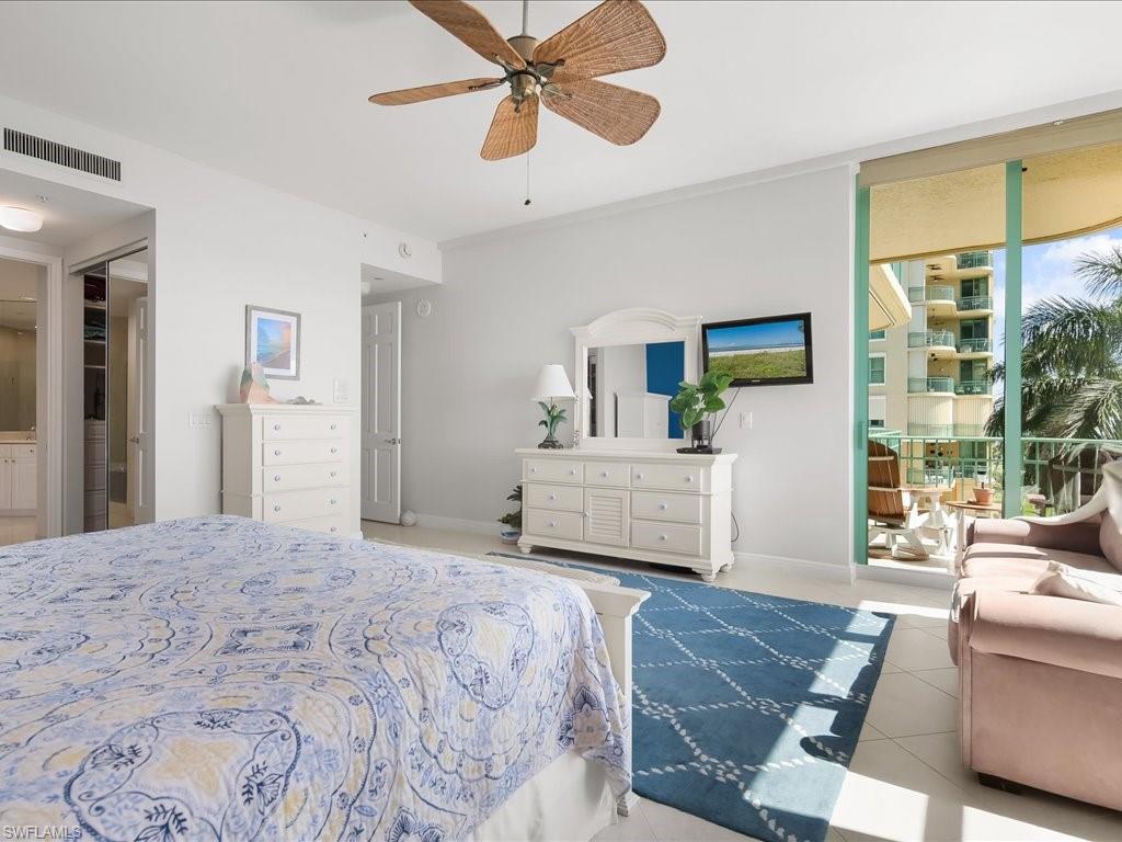 PIER 81 CONDOMINIUM - Residential