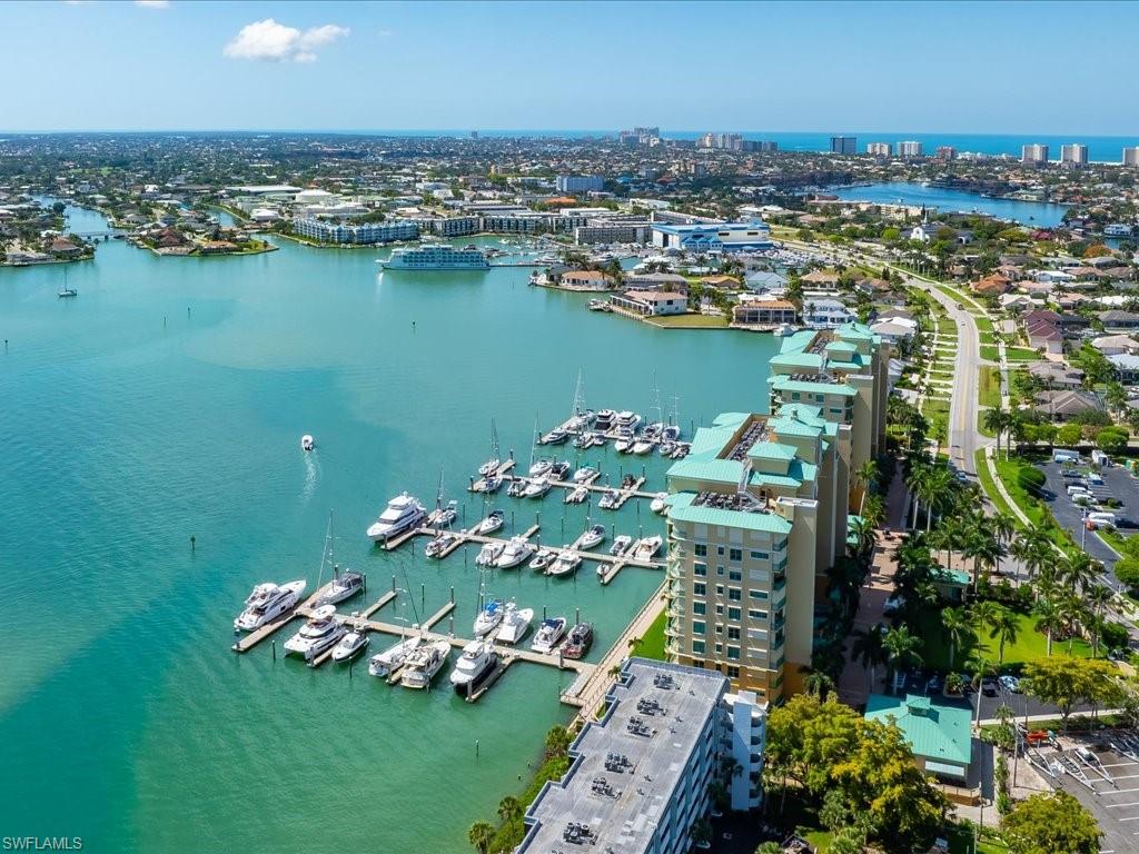PIER 81 CONDOMINIUM - Residential