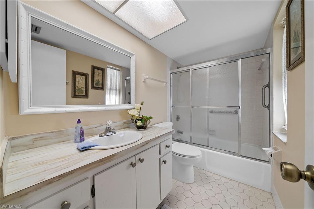 GLADES COUNTRY CLUB - Residential