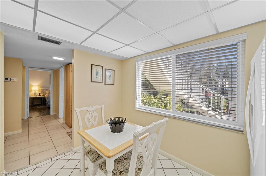 GLADES COUNTRY CLUB - Residential