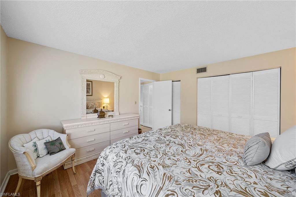 GLADES COUNTRY CLUB - Residential