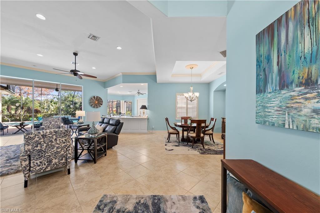 VILLA GRANDE - Residential