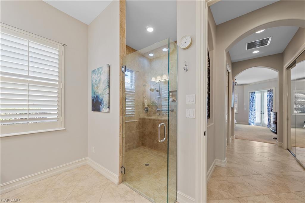 VILLA GRANDE - Residential