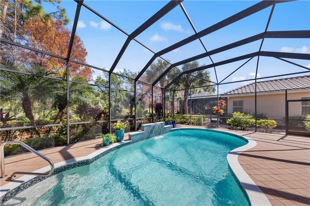 VILLA GRANDE - Residential