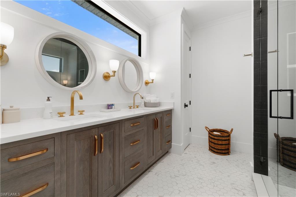 BONITA BEACH - Residential