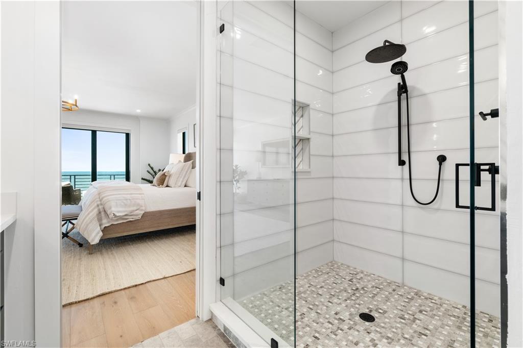 BONITA BEACH - Residential