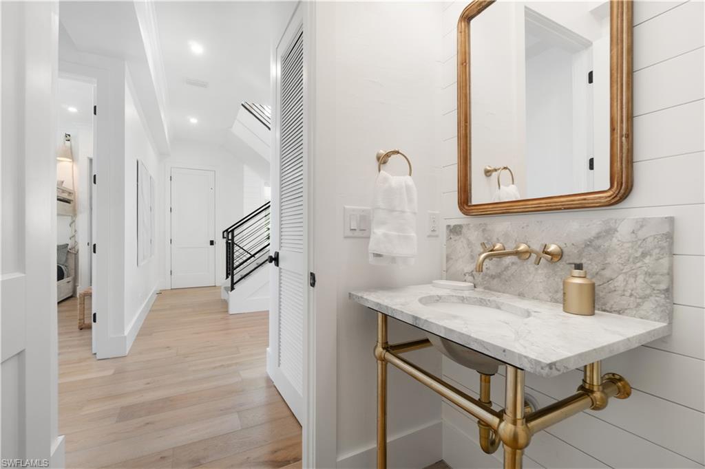 BONITA BEACH - Residential