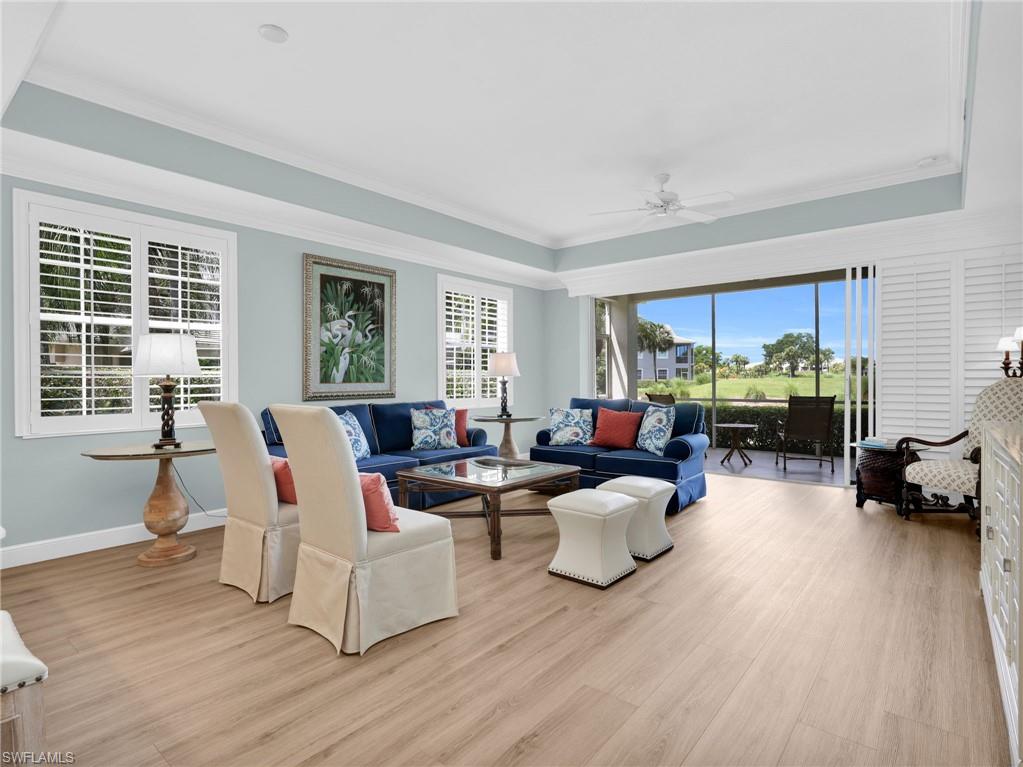 LANCASTER SQUARE - Residential