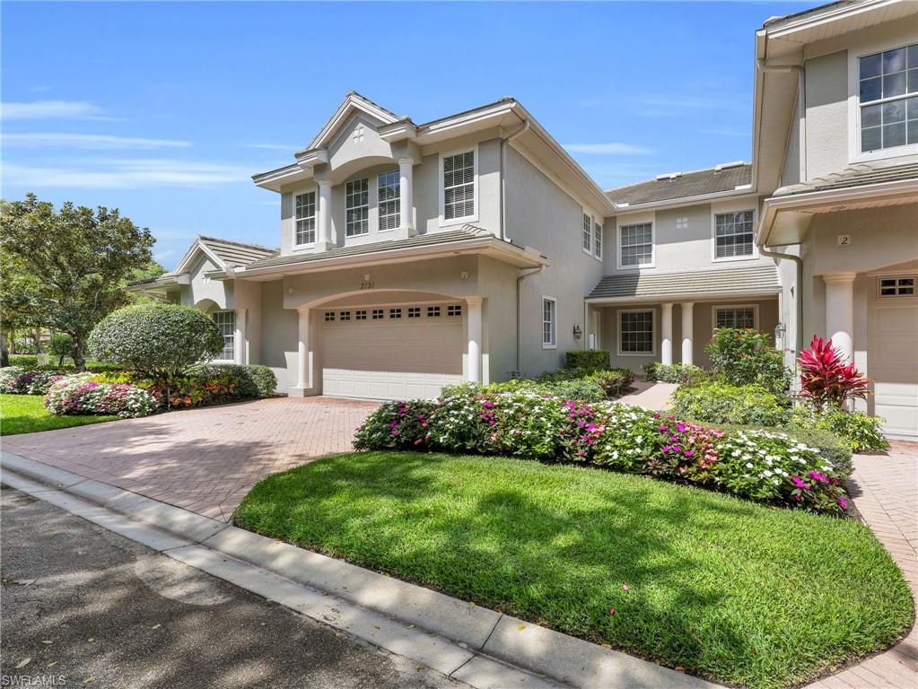 LANCASTER SQUARE - Residential