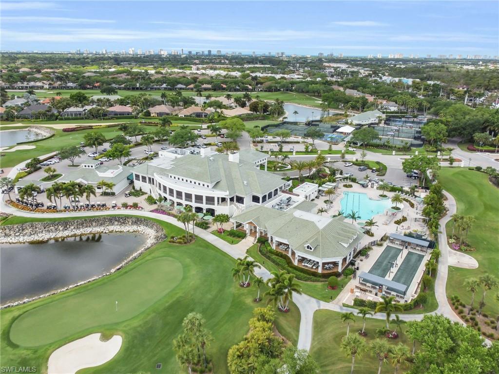 LANCASTER SQUARE - Residential