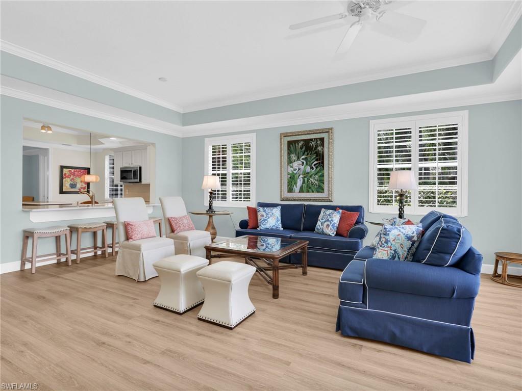 LANCASTER SQUARE - Residential