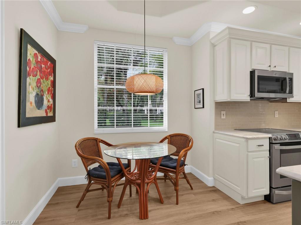 LANCASTER SQUARE - Residential