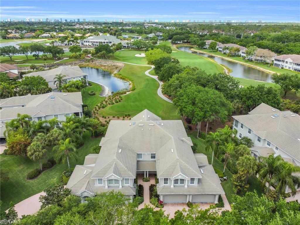 LANCASTER SQUARE - Residential