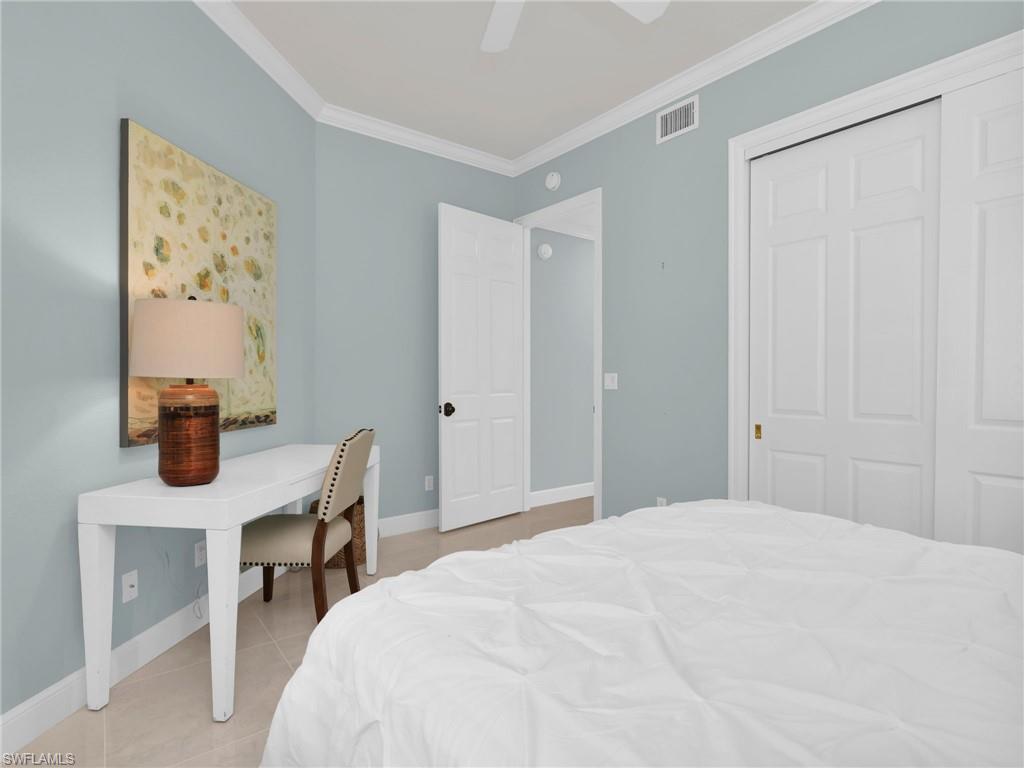 LANCASTER SQUARE - Residential