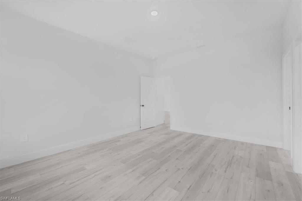 SUN N LAKES - Residential