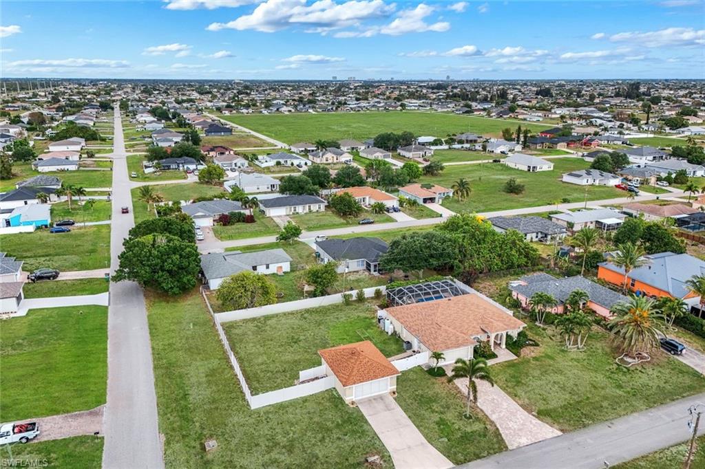 CAPE CORAL - Residential