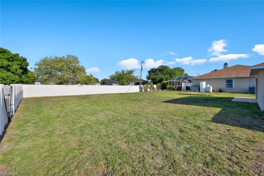 CAPE CORAL - Residential