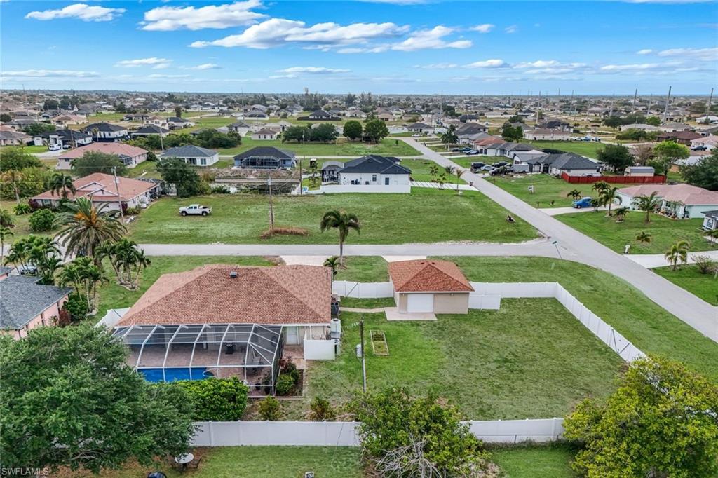 CAPE CORAL - Residential
