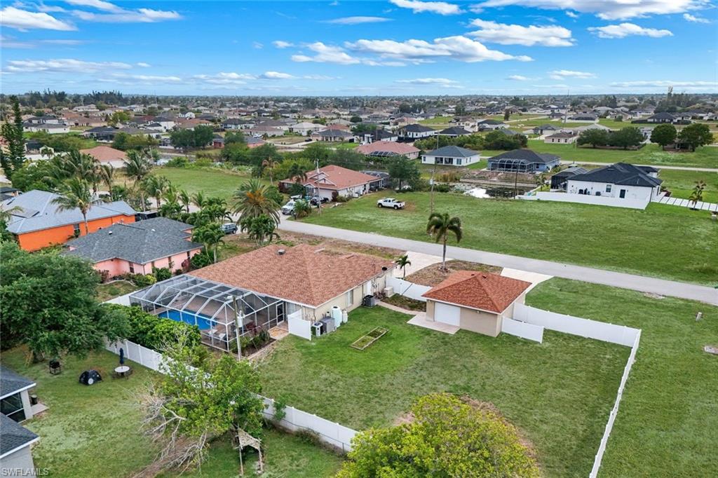 CAPE CORAL - Residential