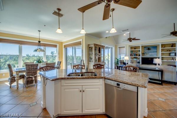 GALT ISLAND SHORES - Residential