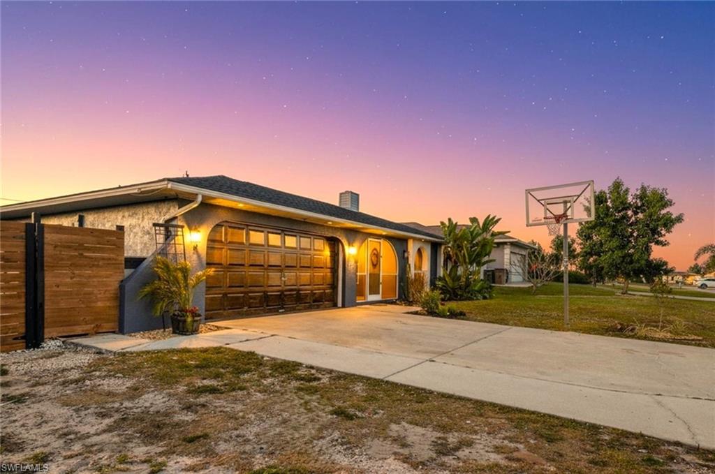 CAPE CORAL - Residential