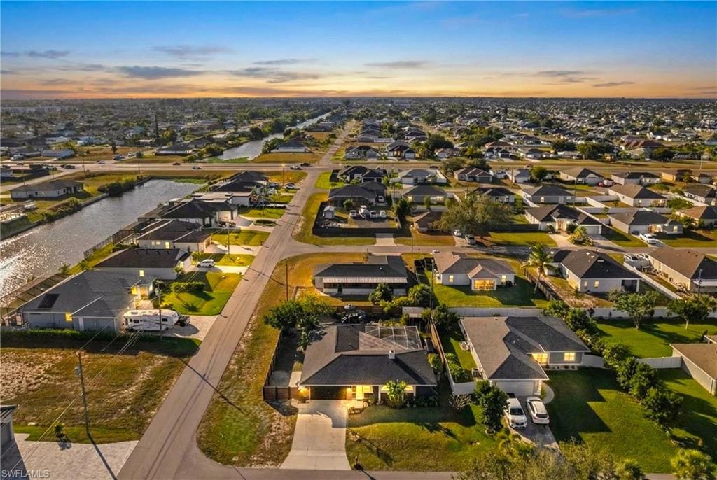 CAPE CORAL - Residential