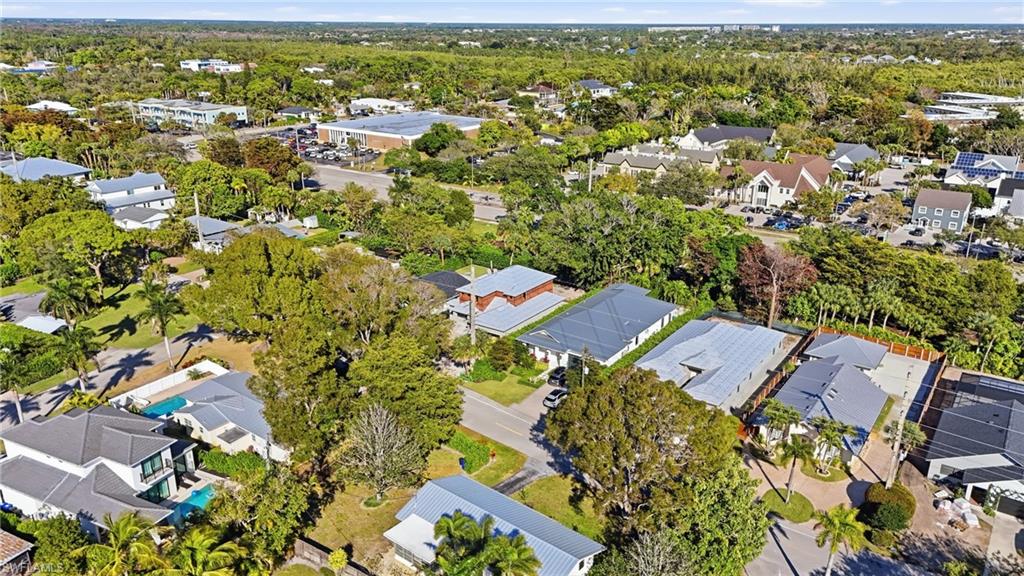 LAKE PARK - Residential