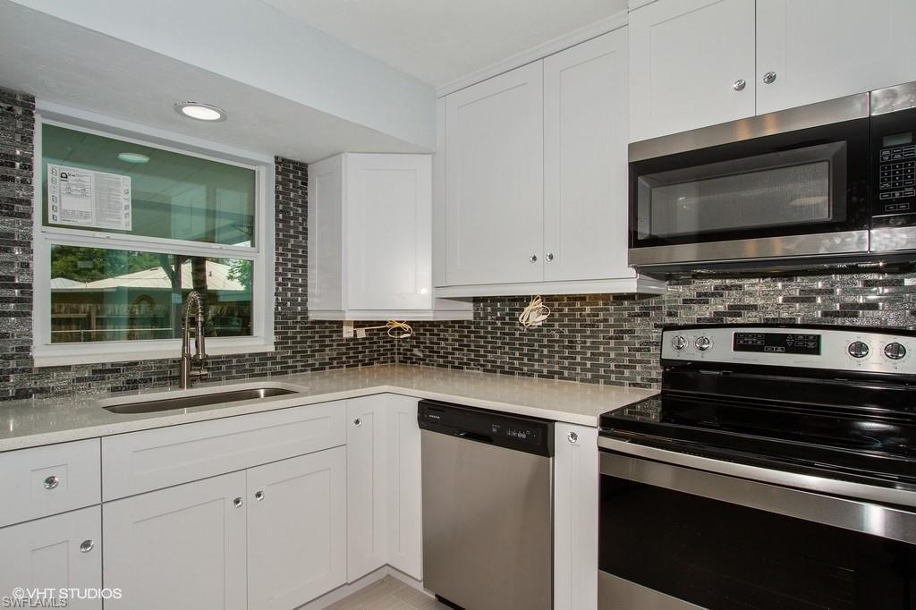 GOLDEN GATE CITY - Residential