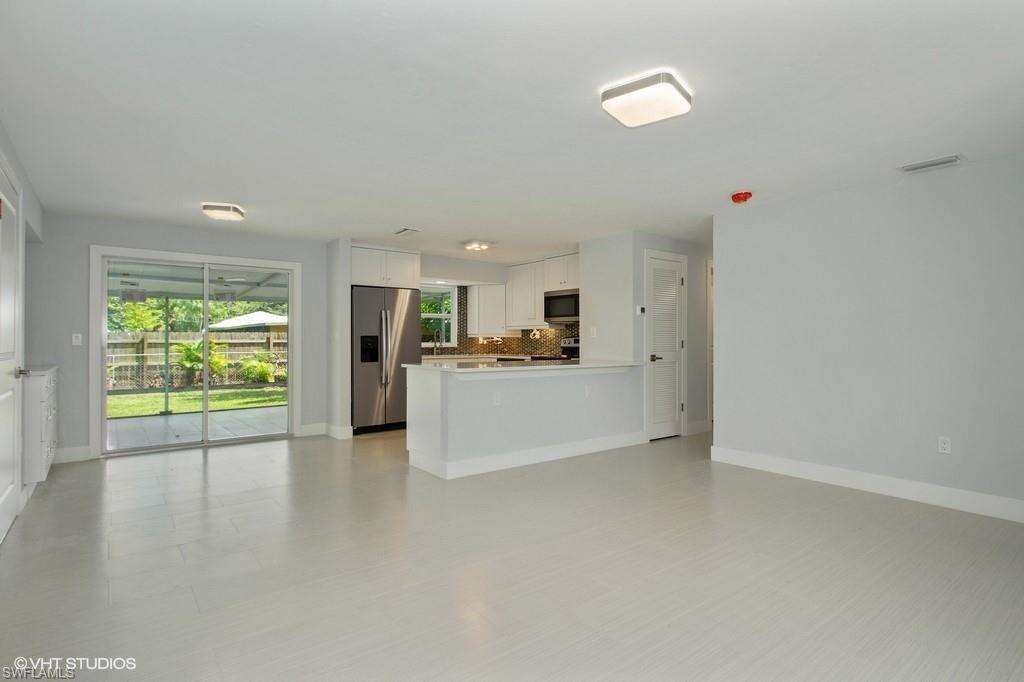 GOLDEN GATE CITY - Residential