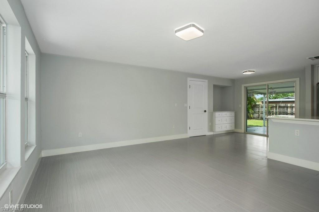 GOLDEN GATE CITY - Residential