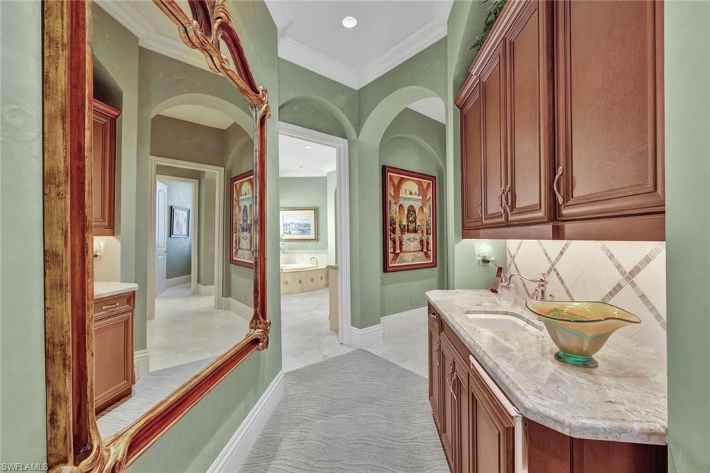 MARINA POINTE - Residential