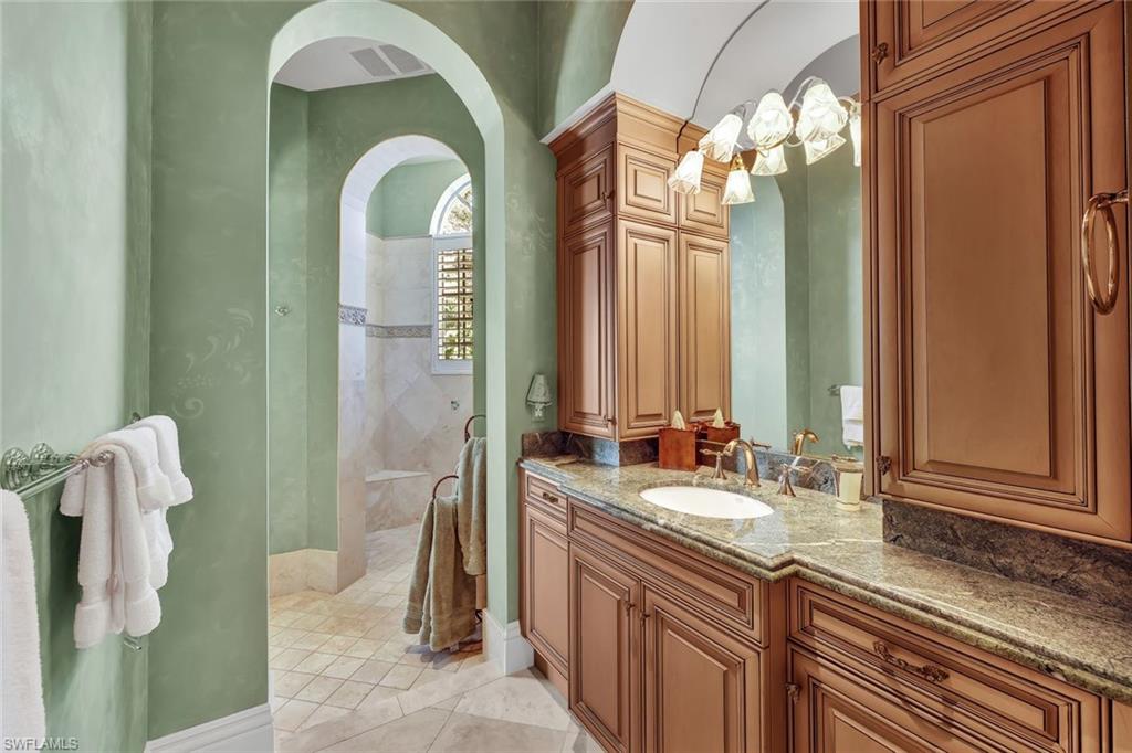 MARINA POINTE - Residential