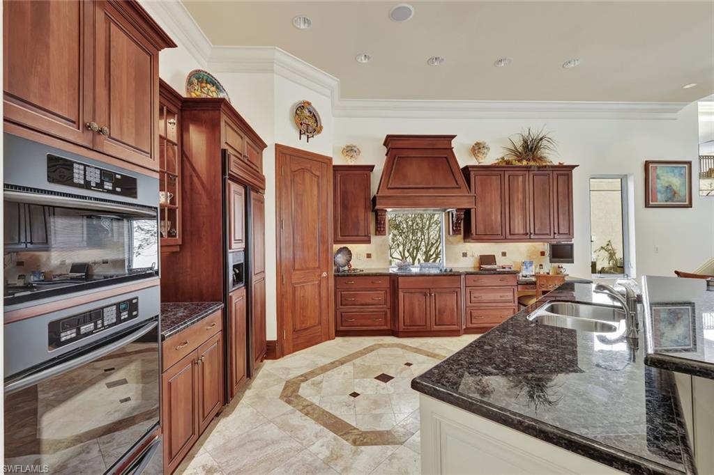 MARINA POINTE - Residential