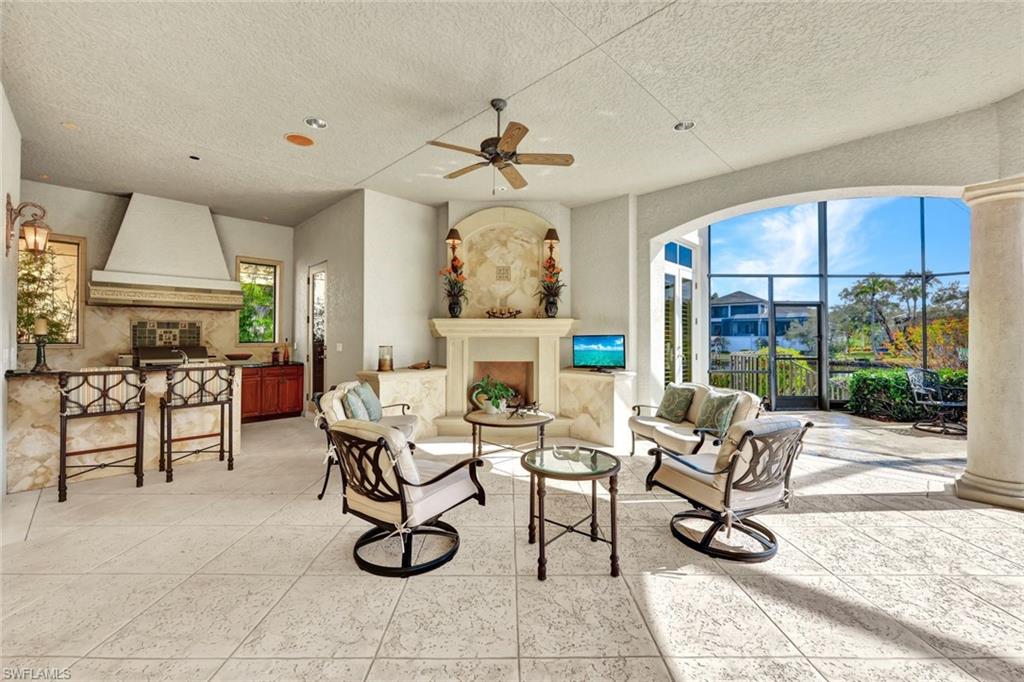 MARINA POINTE - Residential